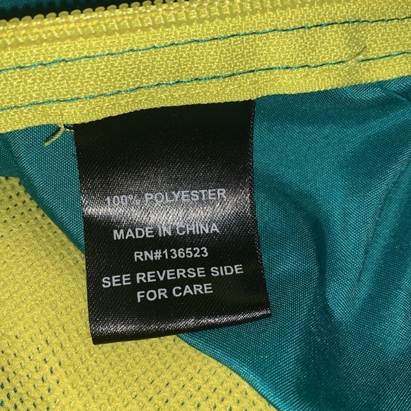 Gently Loved Brooklyn 100% Polyester Unisex Windbreaker Hoodie *No Drawstrings* - Picture 5 of 12